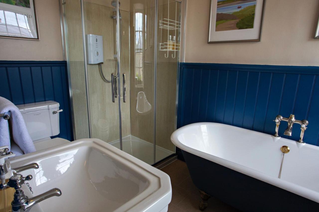 Bed & Breakfast Market Cross Belford