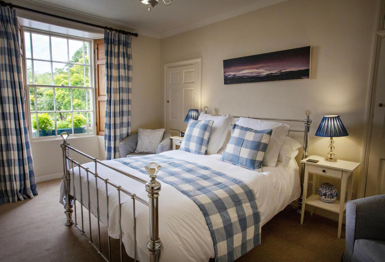 Bed & Breakfast Market Cross 5*